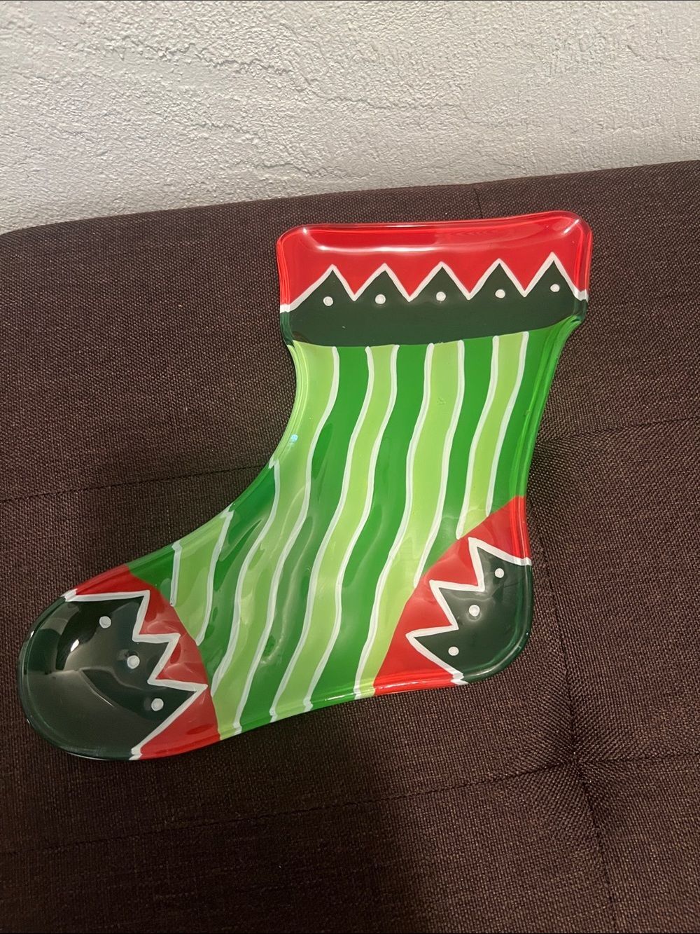 #1996**Festive Green & Red Ceramic Christmas Stocking Dish